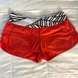 Lululemon Speed Up shorts